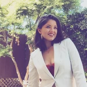 Meet your Posher, Emily